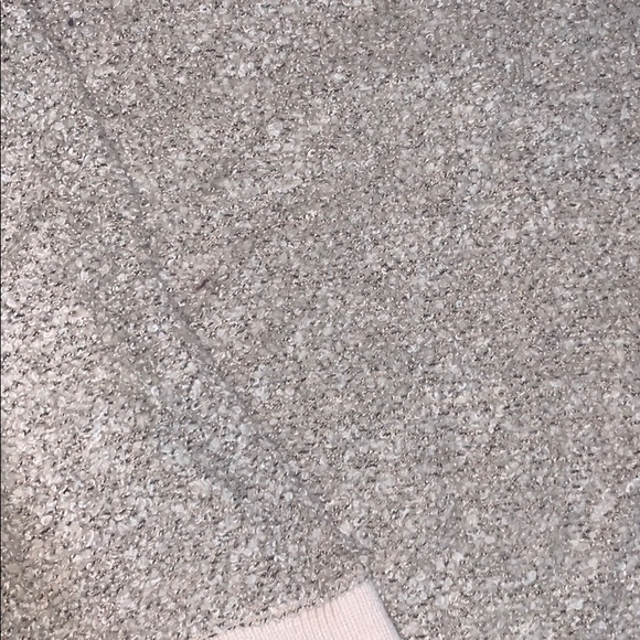 ❌SOLD❌ Off the shoulder baby pink sweater - Picture 2 of 3